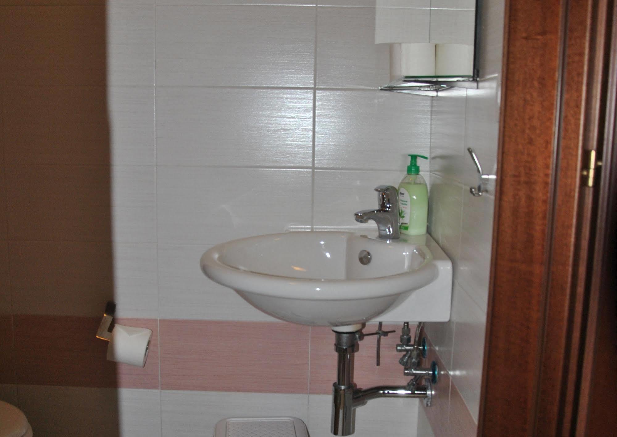 Casa Per Ferie Beato Rosaz Rom